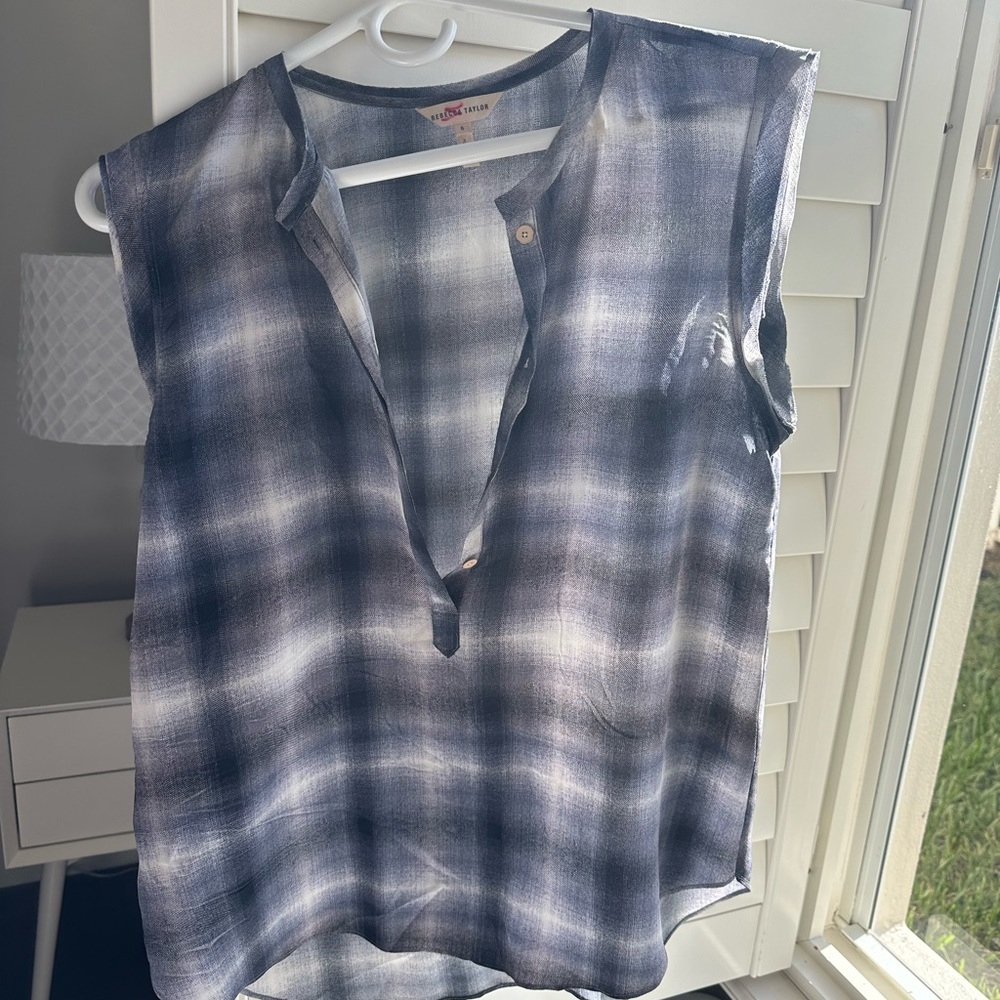 100% Silk Rebecca Taylor Sleeveless Blouse